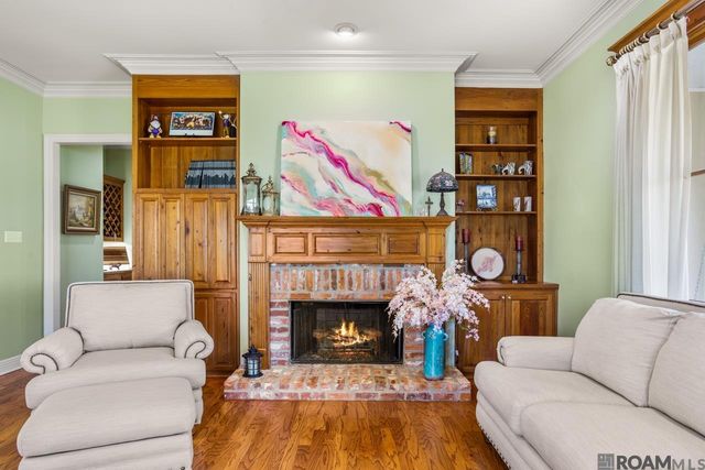 652 Plantation Ridge Ln, Baton Rouge, LA 70810