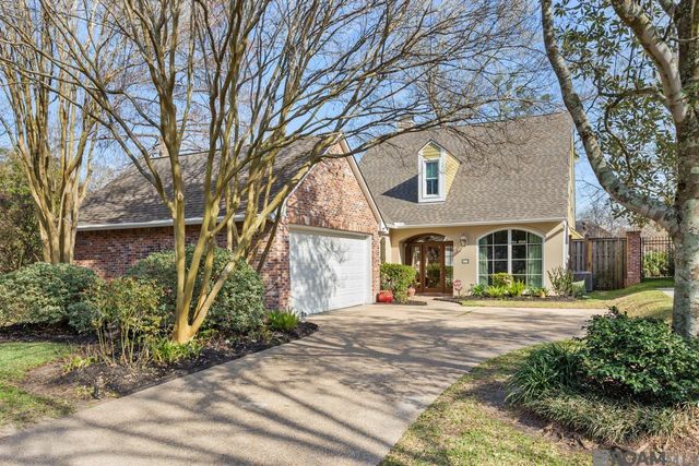 652 Plantation Ridge Ln, Baton Rouge, LA 70810