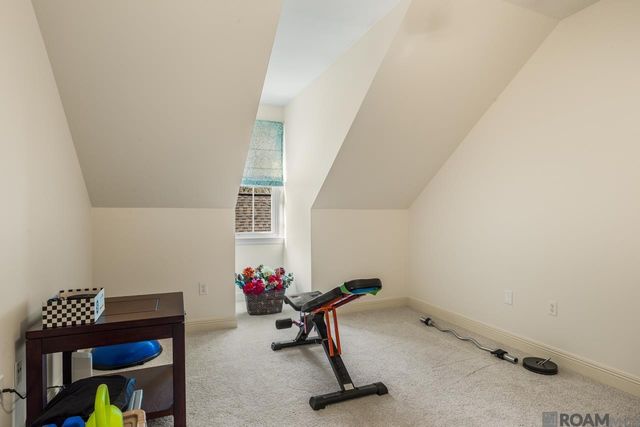 652 Plantation Ridge Ln, Baton Rouge, LA 70810