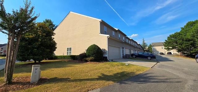 5472 Festival Av, Fairburn, GA 30213
