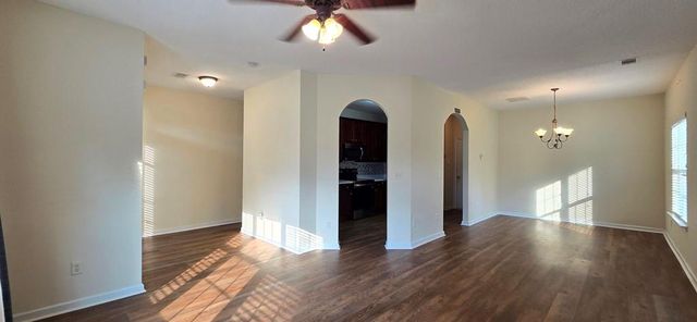 5472 Festival Av, Fairburn, GA 30213