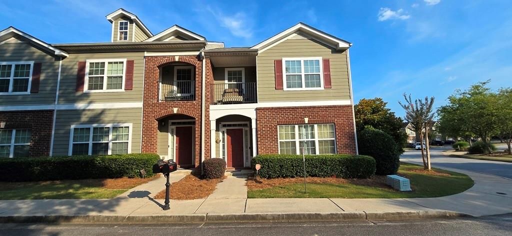 5472 Festival Av, Fairburn, GA 30213