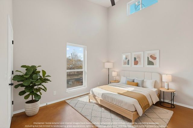 1471 W Kaufman Street, Paris, TX 75460