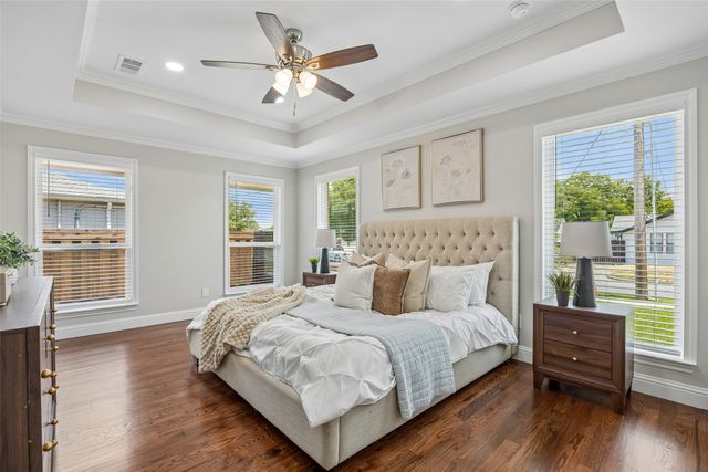 1231 S Montclair Avenue, Dallas, TX 75208