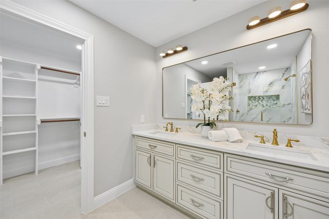 1231 S Montclair Avenue, Dallas, TX 75208