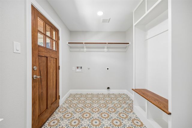 1231 S Montclair Avenue, Dallas, TX 75208