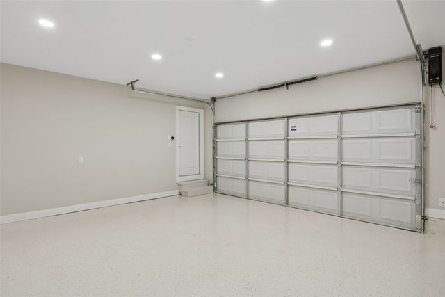 1231 S Montclair Avenue, Dallas, TX 75208