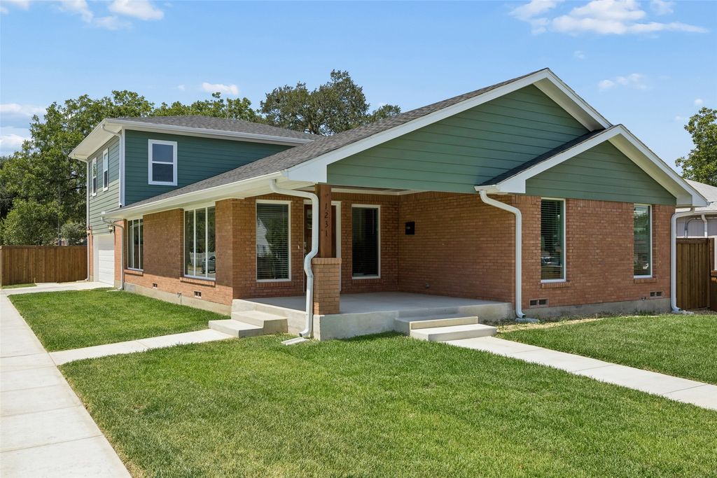 1231 S Montclair Avenue, Dallas, TX 75208