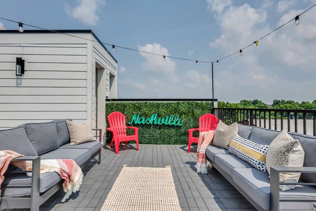 2176 Carson St Apt 20, Nashville, TN 37211