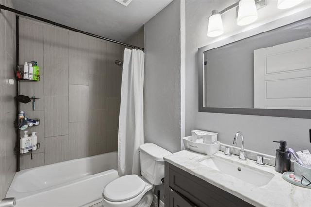 2015 N Youngs Boulevard, Oklahoma City, OK 73107