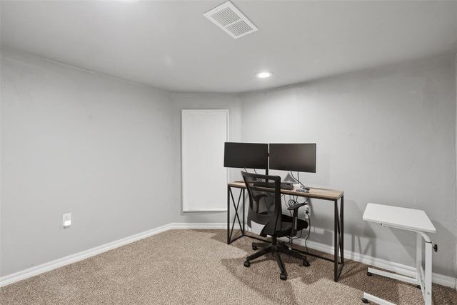 2015 N Youngs Boulevard, Oklahoma City, OK 73107