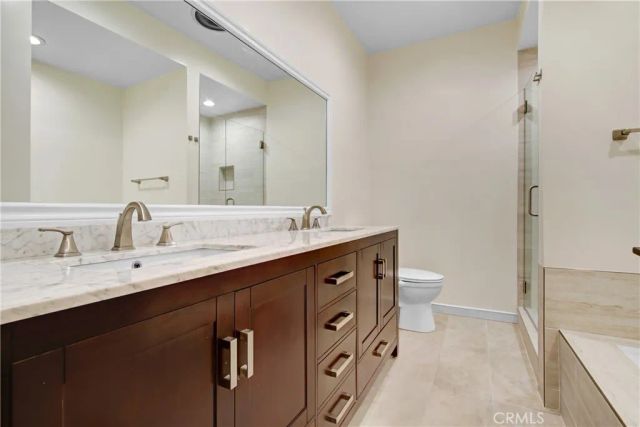 4949 Genesta Avenue 104, Encino, CA 91316