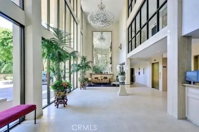 4949 Genesta Avenue 104, Encino, CA 91316