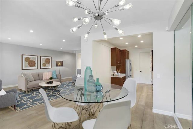 4949 Genesta Avenue 104, Encino, CA 91316