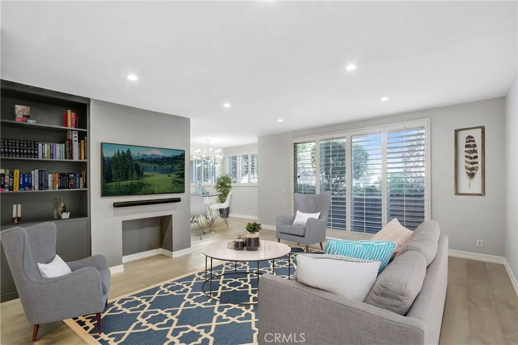 4949 Genesta Avenue 104, Encino, CA 91316