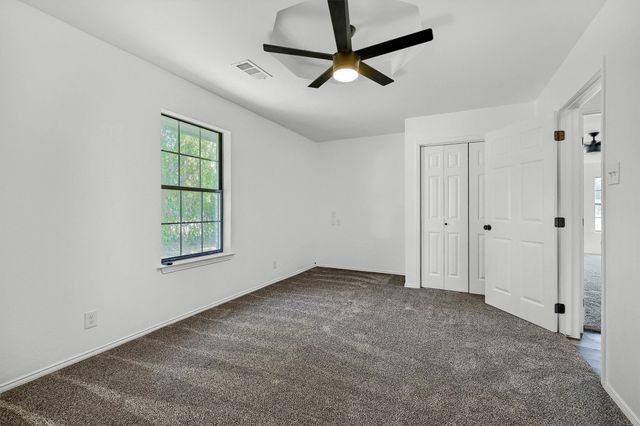 608 North Avenue, Whitesboro, TX 76273