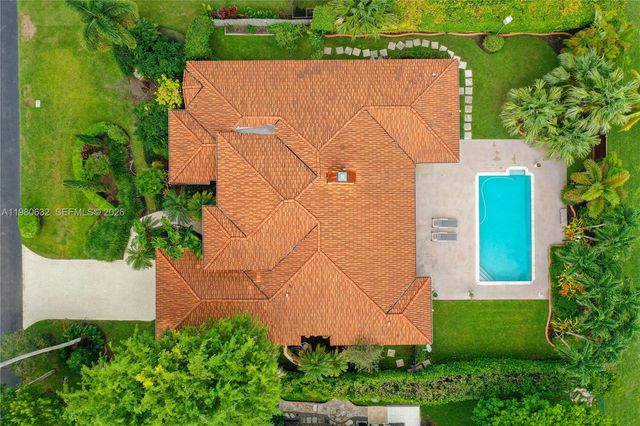 16701 SW 84th Ct, Palmetto Bay, FL 33157