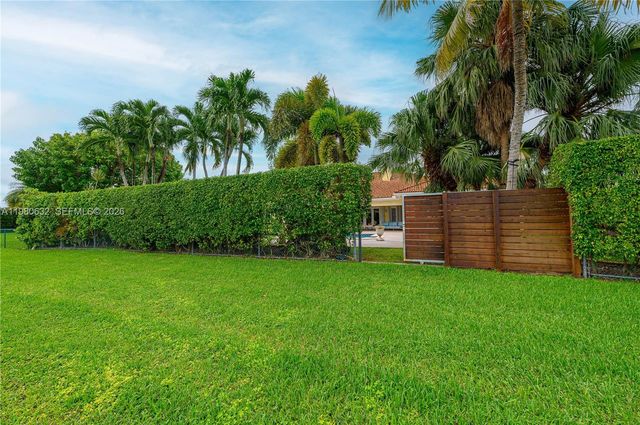 16701 SW 84th Ct, Palmetto Bay, FL 33157