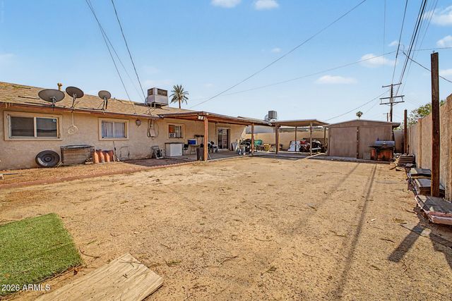 6014 W PINCHOT Avenue, Phoenix, AZ 85033