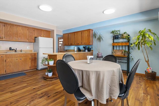 818 Redland Drive, Madison, WI 53714