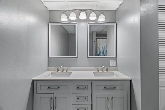 818 Redland Drive, Madison, WI 53714