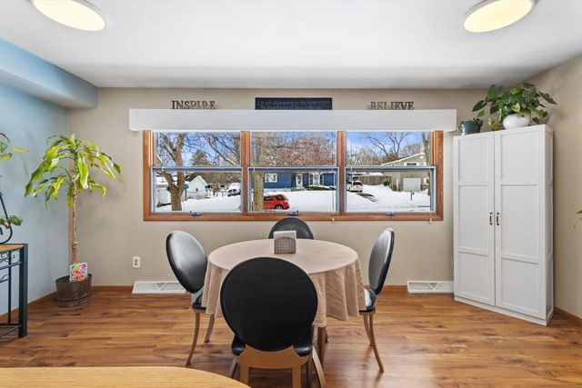 818 Redland Drive, Madison, WI 53714