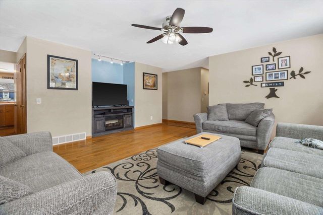 818 Redland Drive, Madison, WI 53714