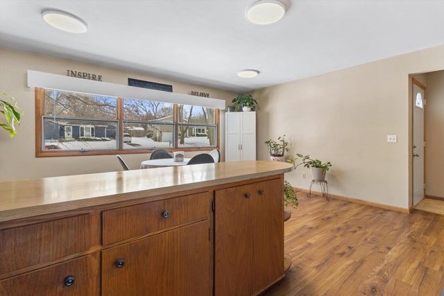 818 Redland Drive, Madison, WI 53714