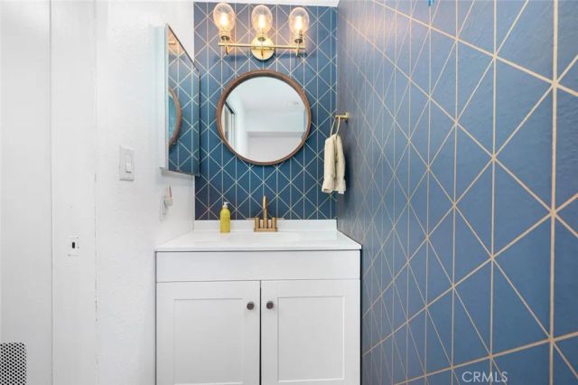 10648 Porto Court, San Diego, CA 92124