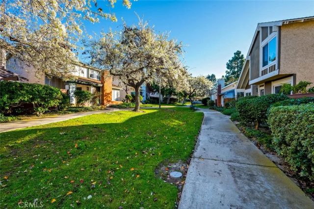 10648 Porto Court, San Diego, CA 92124