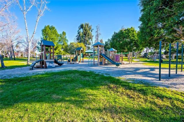 10648 Porto Court, San Diego, CA 92124