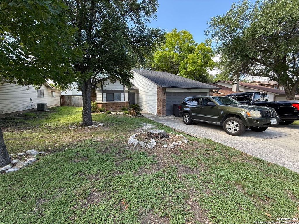9558 Autumn Shade, San Antonio, TX 78254