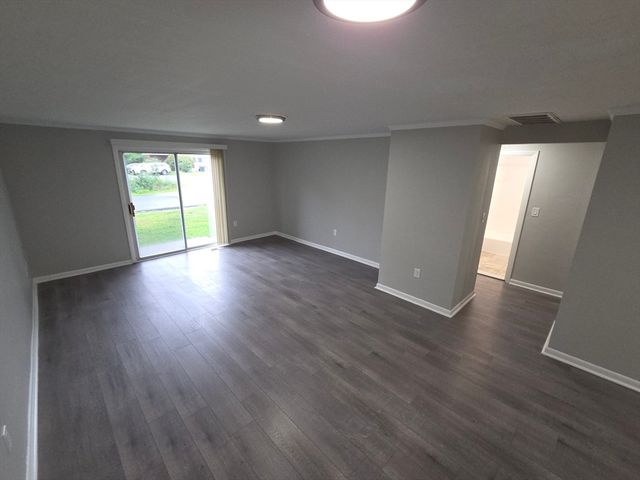 55 David Terrace 23, Norwood, MA 02062