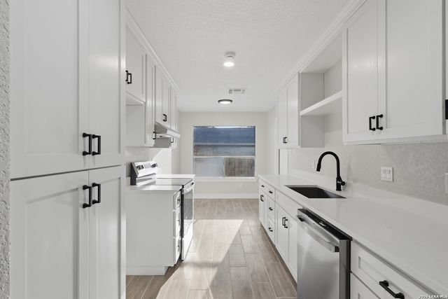 7422 High Stepper, San Antonio, TX 78240