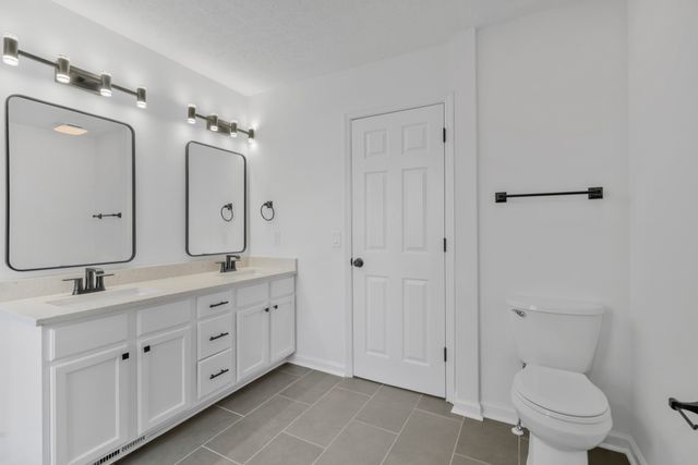 705 Pinehurst Pt, Mount Juliet, TN 37122