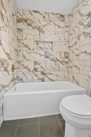 705 Pinehurst Pt, Mount Juliet, TN 37122