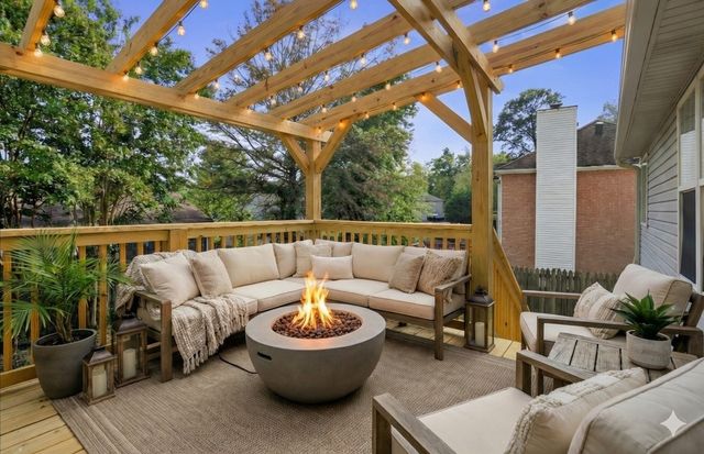 705 Pinehurst Pt, Mount Juliet, TN 37122