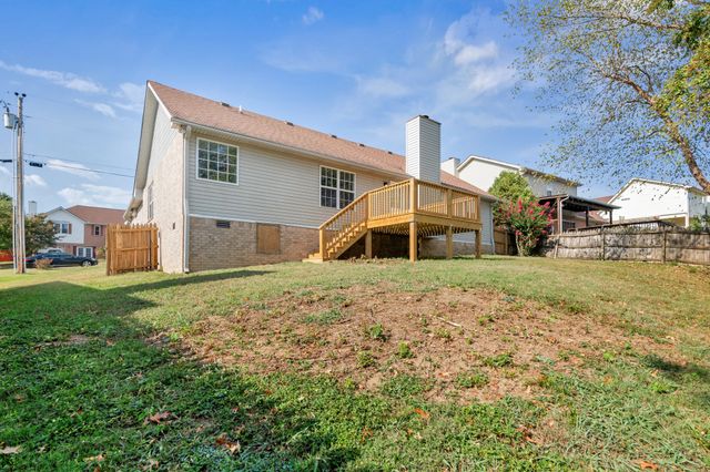 705 Pinehurst Pt, Mount Juliet, TN 37122