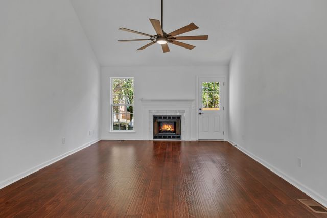 705 Pinehurst Pt, Mount Juliet, TN 37122