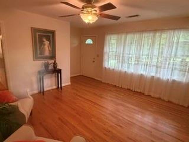 121 Dogwood Lane, Lawrenceville, GA 30046