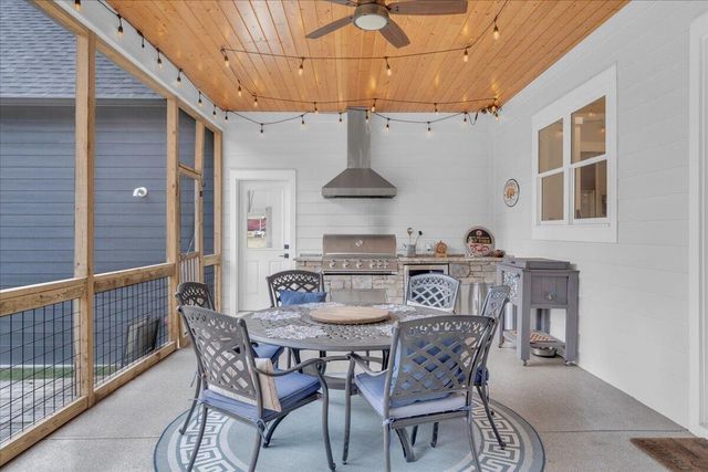 1115 River Bluffs Drive, Jasper, TN 37347