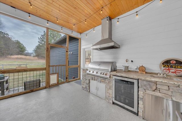 1115 River Bluffs Drive, Jasper, TN 37347