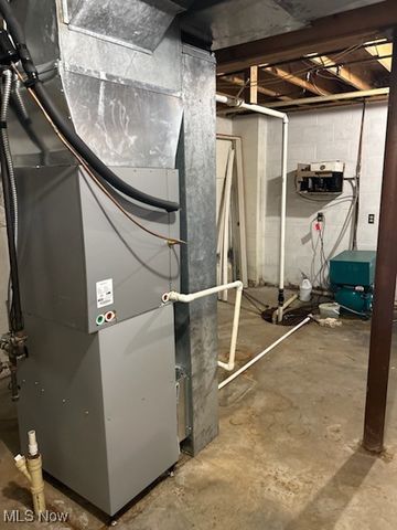 606 West Street, Caldwell, OH 43724