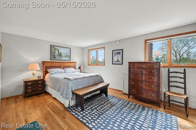 22098 Hillcrest Court, Trenton, MI 48183