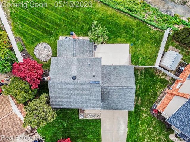 22098 Hillcrest Court, Trenton, MI 48183