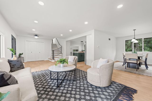 11747 W 90th Avenue, St. John, IN 46373