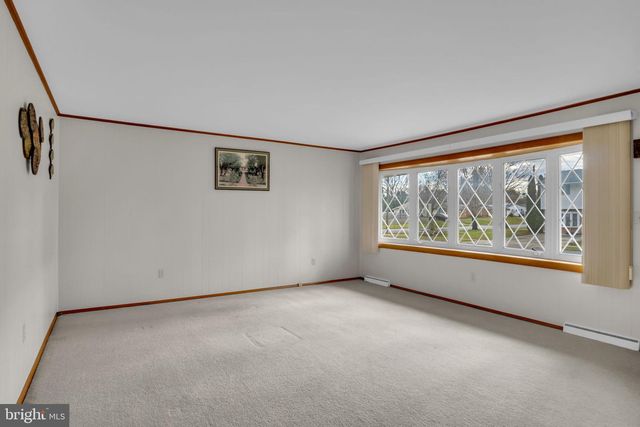 133 WINSTON DR, Mechanicsburg, PA 17055