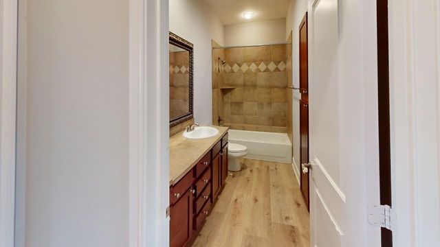 4904 Live Oak Street 1, Dallas, TX 75206