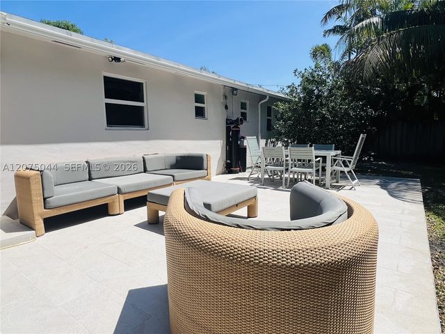 1720 SW 4th St 1720, Fort Lauderdale, FL 33312