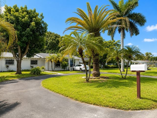 1720 SW 4th St 1720, Fort Lauderdale, FL 33312